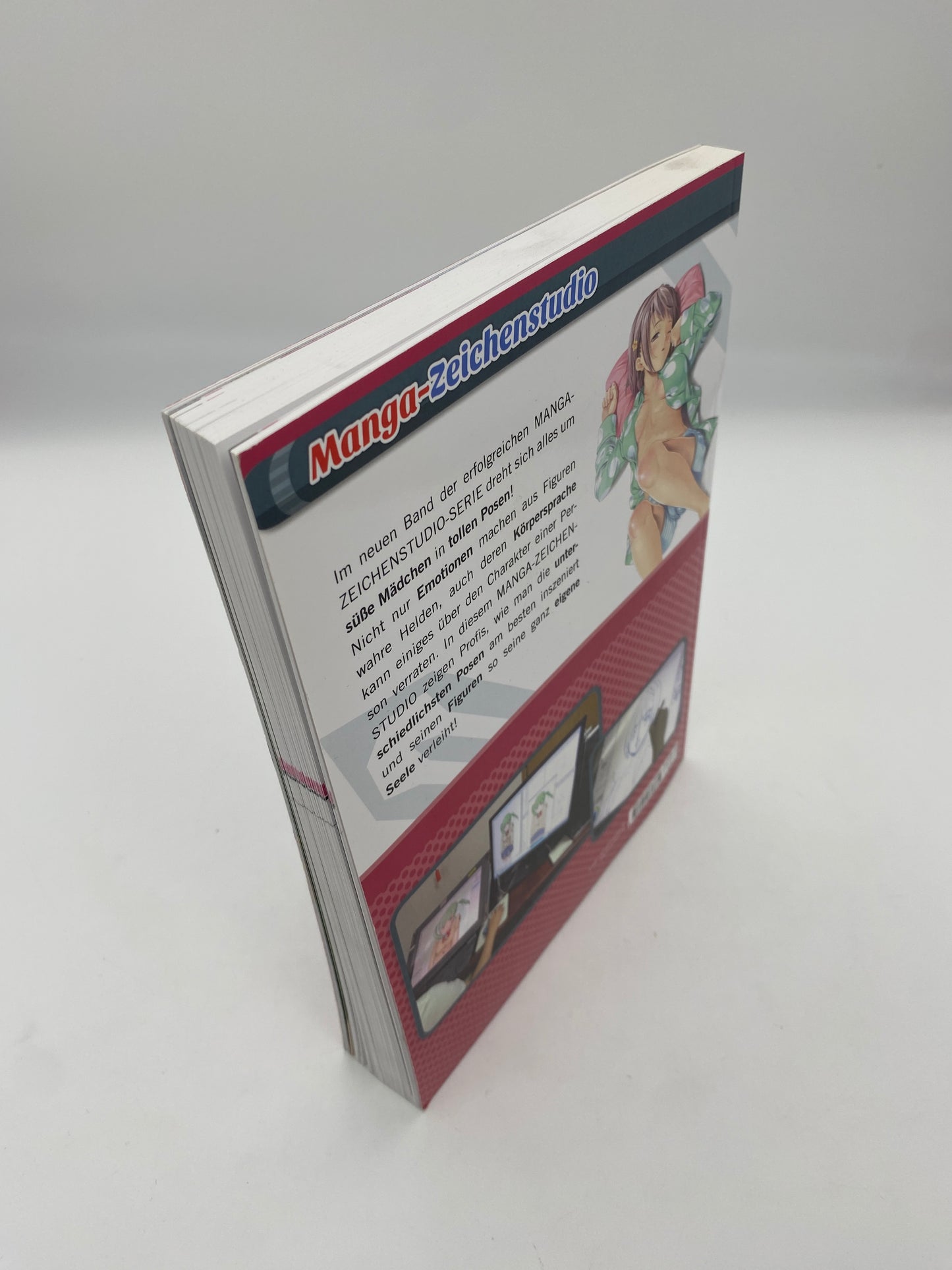 Manga-Zeichenstudio: Mädchen in coolen Posen
