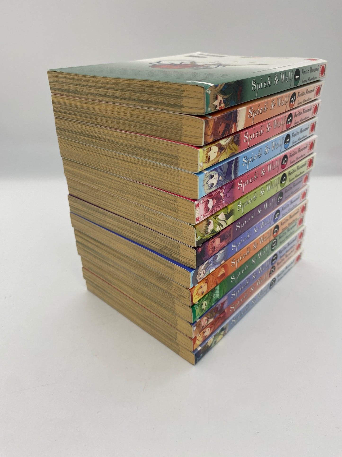 Spice & Wolf 1-13