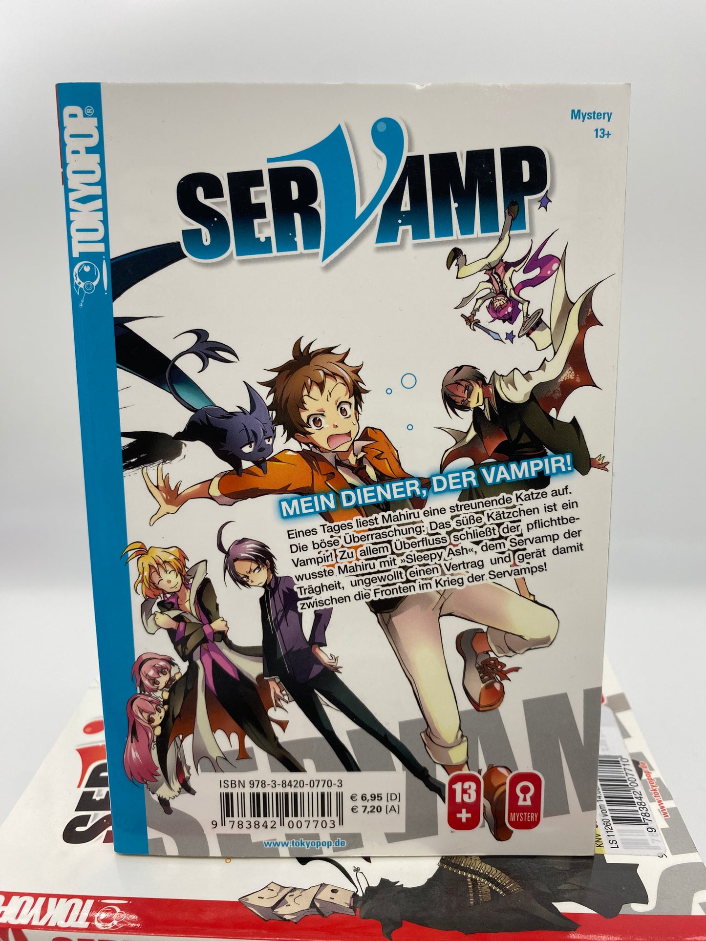 Servamp 1-11