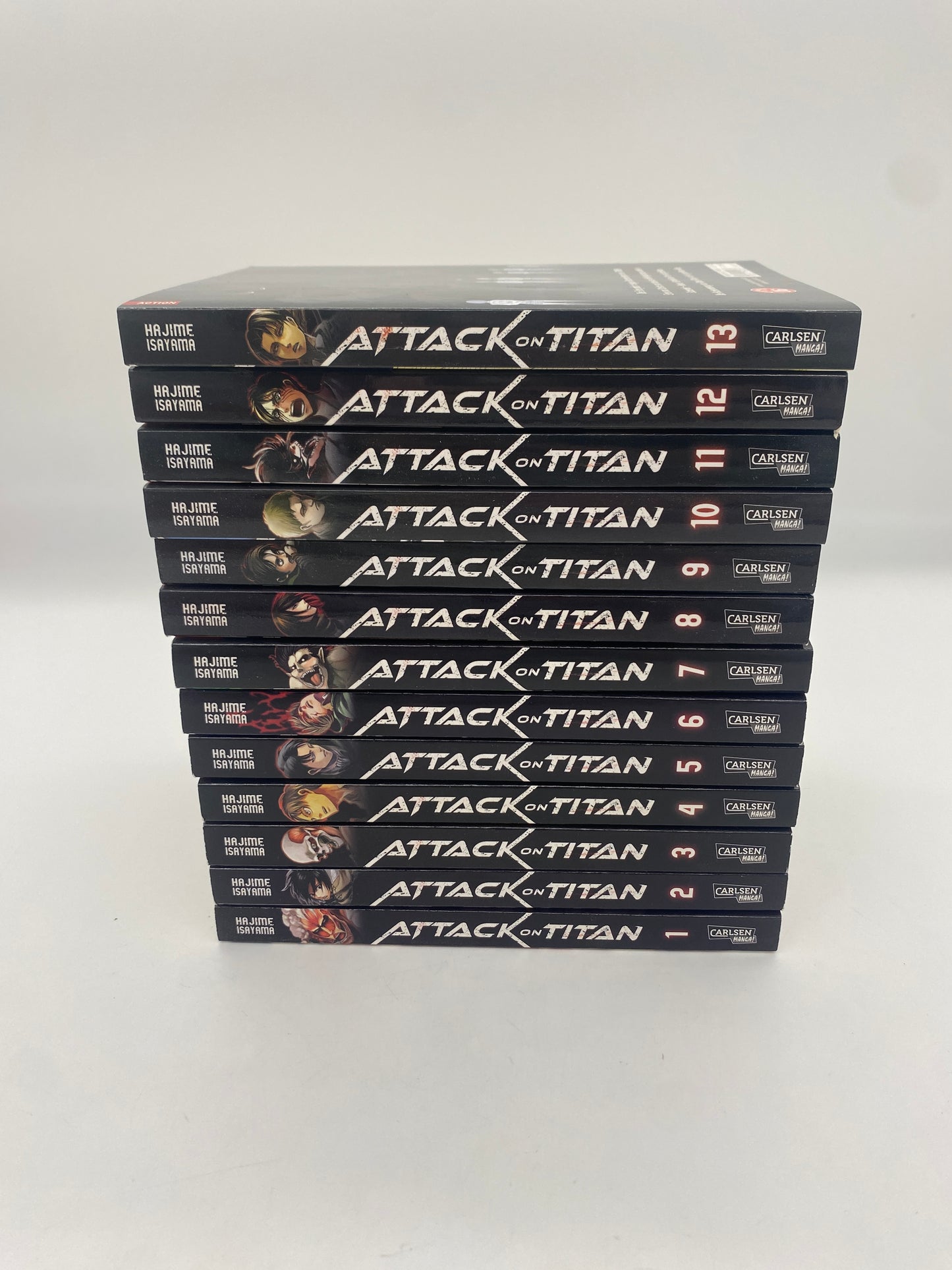 Attack on Titan 1-13